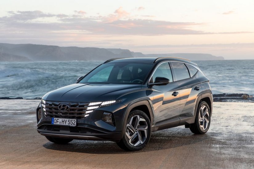 230 Beygirlik Hyundai TUCSON “hybrid” Şimdi Türkiye’de